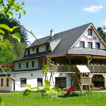 Penzion Mlynarka Раецке-Теплице Экстерьер фото